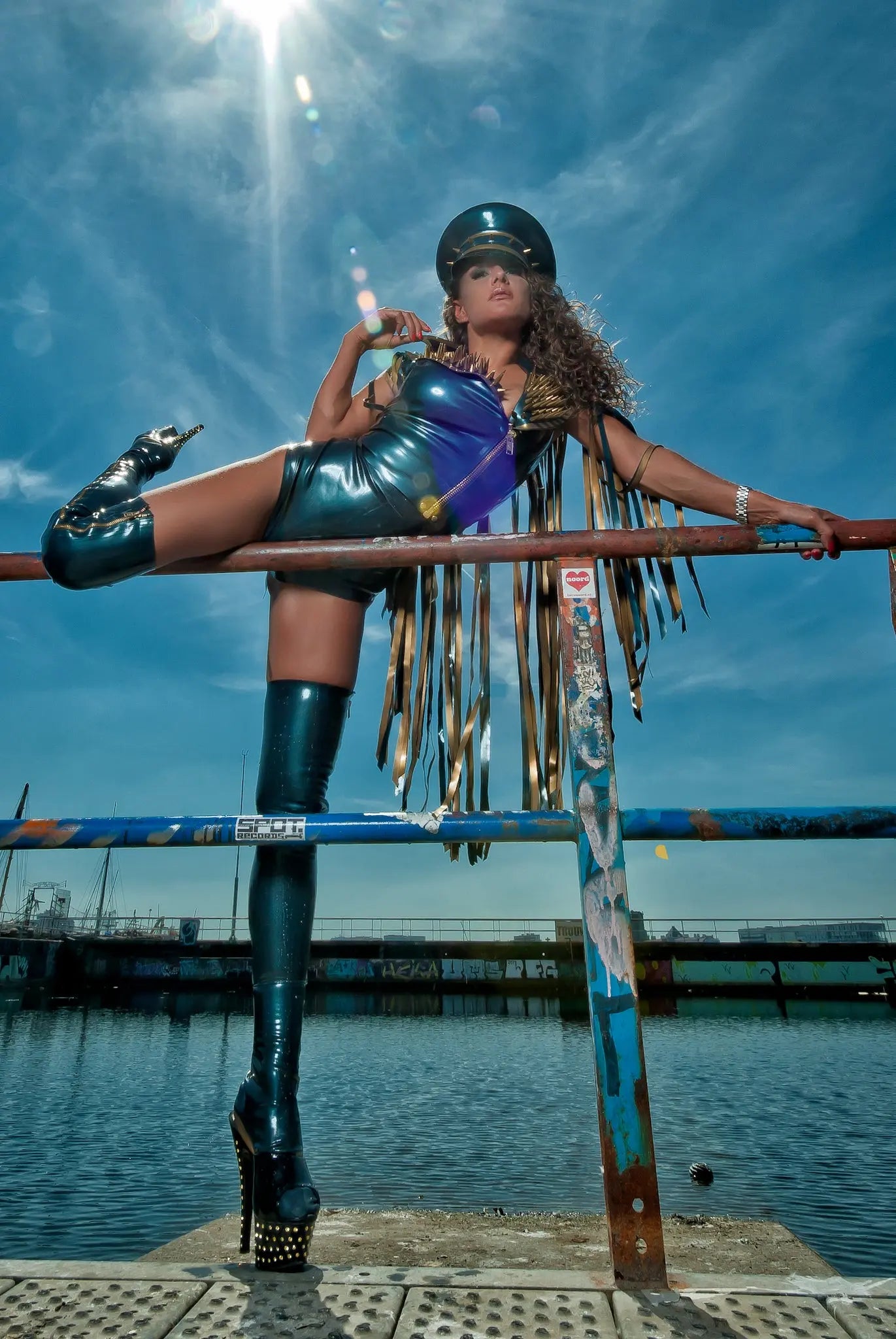 Latex Stockings with Zip – Bondinage Latex